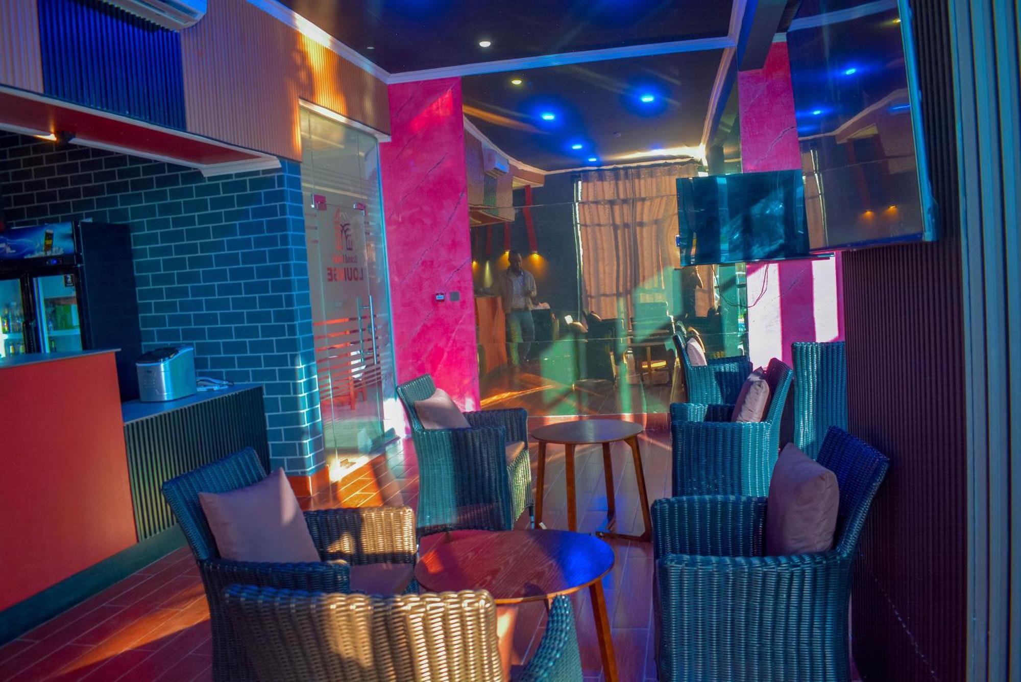 Brand Hotel Додома Экстерьер фото